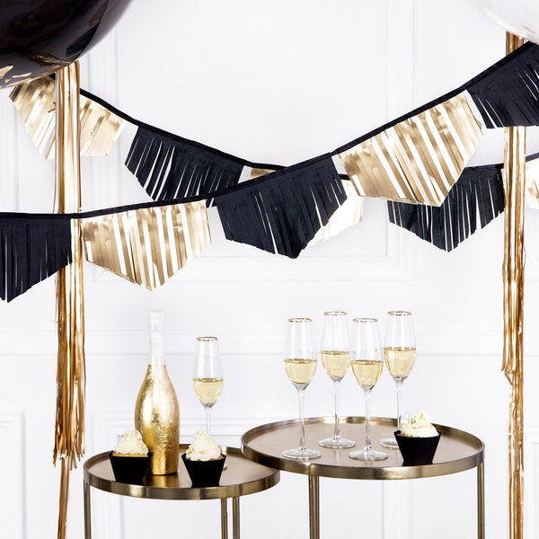 Gold and Black Fringe Garland, Gold and Black Tassel Garland, Black Party Garlands, Great Gatsby Party Decorations, 30s party