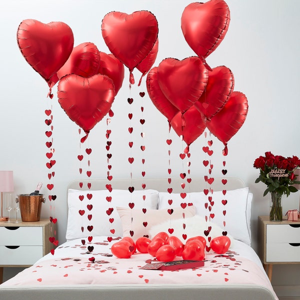 Valentine's Day Balloon Decoration Kit, Valentine's Heart Tassels, Heart Confetti, Red Valentine's Balloon Display, Valentine's Decorations