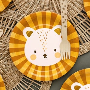 6 graziosi piatti di carta a forma di leone, piatti di carta, decorazioni da tavola "Wild One", piatti di carta a tema safari, stoviglie carine, primo compleanno. Piatti di carta a forma di leone