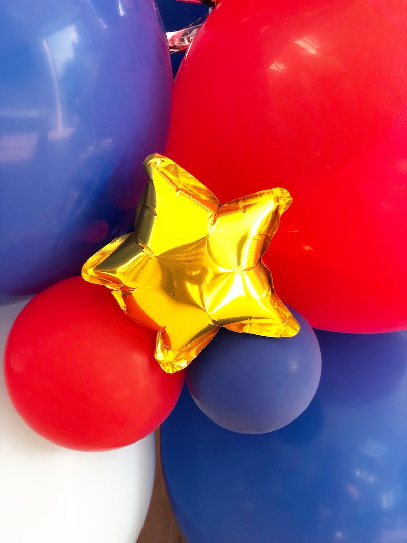 Train Balloon Stack DIY Large Train Sculpture, Train Balloon Stack, Train Sculpture, Train ...