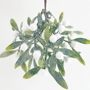 Artificial Mistletoe pick, Faux Mistletoe branch, Mistletoe Decoration, Mistletoe Christmas Decor, White Mistletoe, Hanging Mistletoe,