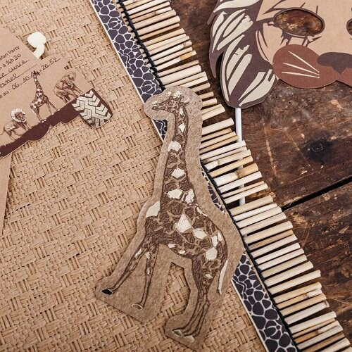 16 Giraffe Paper Napkins, Safari Napkins, Safari Party, Giraffe Napkins, Giraffe Tableware, Safari Tableware, Wild One, Kids Birthday Party