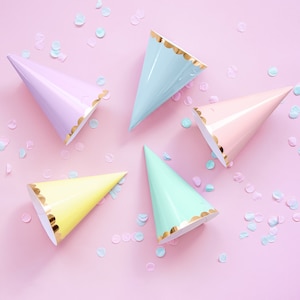 6 Atemberaubende Pastell Partyhüte, Pastell Partyhüte, Pastell Partydekoration, Pastellfarbene Partyhüte, Regenbogen Partydekoration, Frühlingshüte