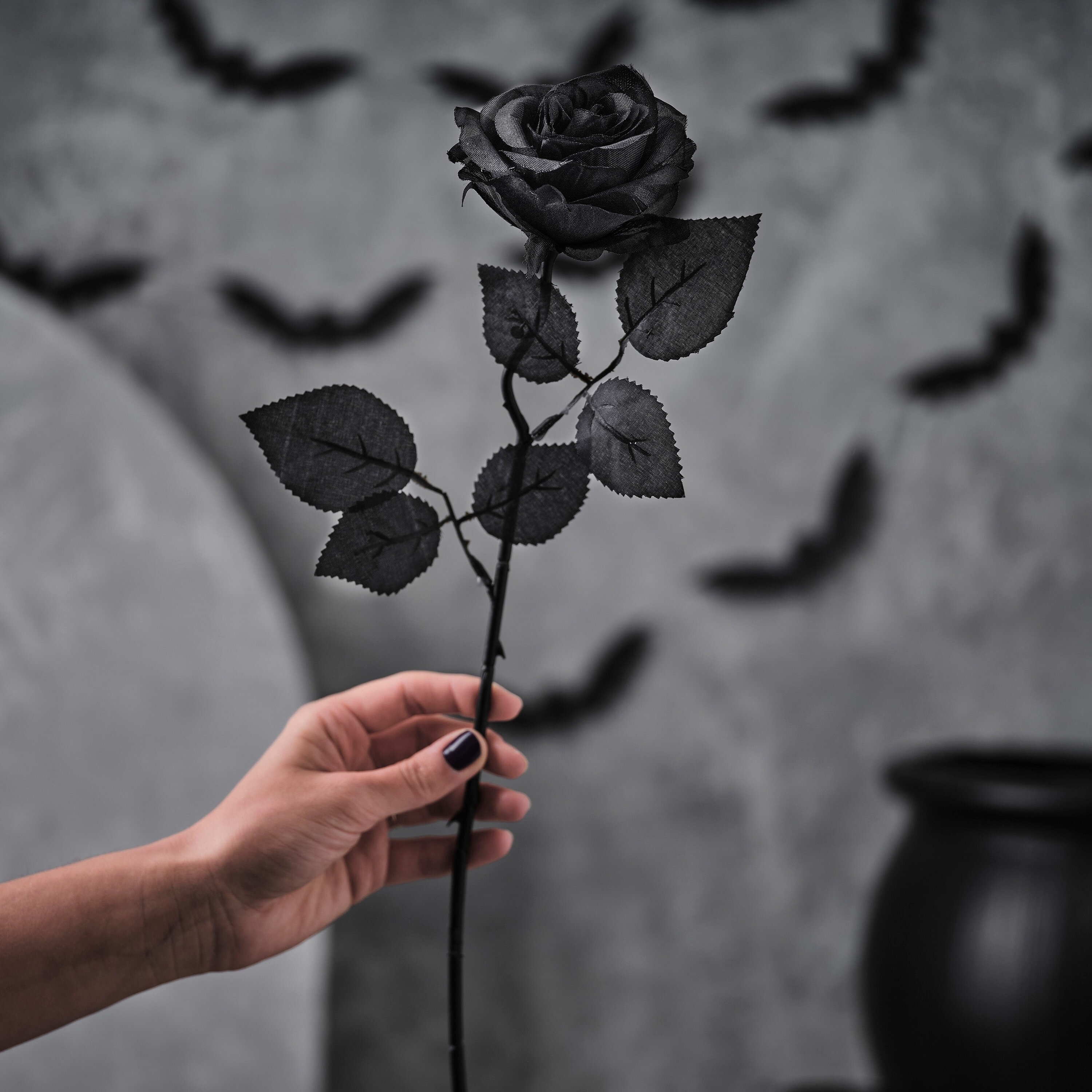 Huntermoon Artificial Black Rose Simulation Flowers Single Branch Roses Wedding Party Decoration Home Real Touch Bouquet Halloween