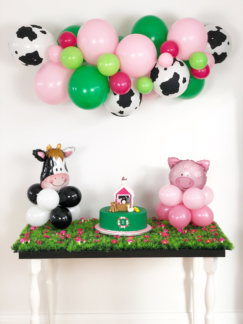 Ферма шаров. Шарики ферма. Воздушный шарик корова. Воздушные шары оранжевая корова. Birthday Table.