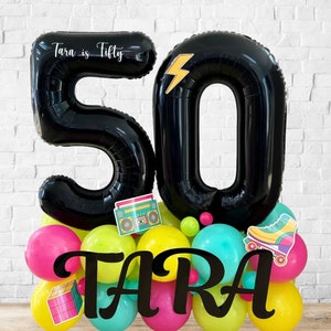 Escultura de globo de dos dígitos de los 80, Pila de globos de los 80, Decoraciones de globos de los 80, Globo de aluminio de los 80, Decoraciones de fiesta de los 80, Temática de los 80