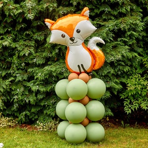 Adorable DIY Fox Balloon Sculpture, No helium, Fox Balloon Display, Woodland Fox Balloon Sculpture, Fox Balloon, 1st Birthday, Woodland