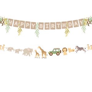 Peut inclure: Une bannière d'anniversaire à deux niveaux sur le thème du safari. La bannière supérieure épelle "HAPPY BIRTHDAY" en lettres beiges. La bannière inférieure présente des animaux de safari, dont des éléphants, des girafes, une jeep, un lion et un zèbre.