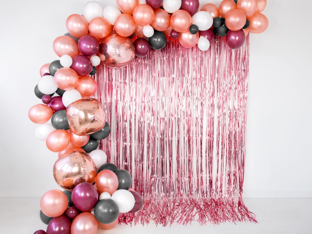 Juego de decoración para fiesta de feliz cumpleaños, cortina con flecos de  lámina plateada, kit de arreglo de guirnaldas con ramo de globos de  estrella púrpura rosa metálico -  México