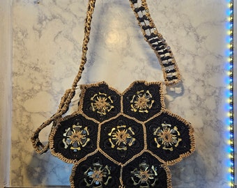 Snowflake purse, Black Crochet purse, floral purse, unique gift for mom, zero waste gifts, festival accessories, flower purse crochet,