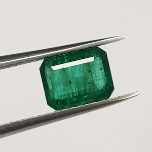 Esmeralda natural alargada de corte octogonal de 8,1 x 6,1 mm, facetada, 1,60 cts, alto brillo, piedra preciosa sin tratar, piedra preciosa natural verde intenso de Zambia