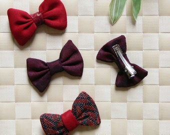 Bow tie bar in red fabric