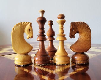 Houten vintage schaakspel - Sovjet-jaren 70