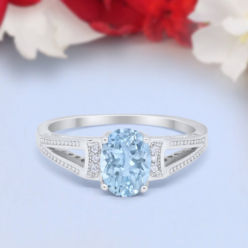 Solitaire Accent Split Shank Wedding Engagement Ring Oval Cut Round Simulated Diamond 925 Sterling Silver