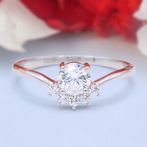 Art Deco V Chevron Engagement Ring Round Simulated Diamond 925 Sterling Silver