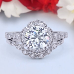 Round Floral Antique Bridal Set Vintage Style Art Deco V Shape Half Eternity Wedding Band Engagement Ring Cubic Zirconia 925 Sterling Silver