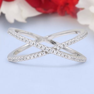 X Crisscross Criss Cross Round Simulated Diamond 925 Sterling Silver