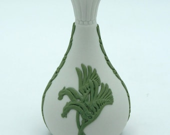 WEDGWOOD - SAGE on WHITE *Kangaroo Paw* Jasper Miniature Bud Vase  - Excellent