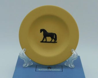 Rare WEDGWOOD Black on Cane Jasperware / Jasper STUBBS HORSE Miniature Plate with Box & Certificate - Excellent