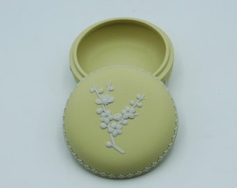 Wedgwood White on  Primrose Jasperware Prunus Round Lidded Trinket Box 9.3cm D