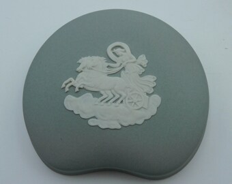 Wedgwood White on *GREY* (Gray) Jasper / Jasperware AUROA Trinket Box - Kidney Bean Shape - Excellent