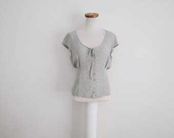 Vintage Blouse 30s Inspired S UK 8 - 10 Eau de Nil Cap Sleeved Pale Muted Sage Grey Green Ditsy White Floral Viscose Tie Neck