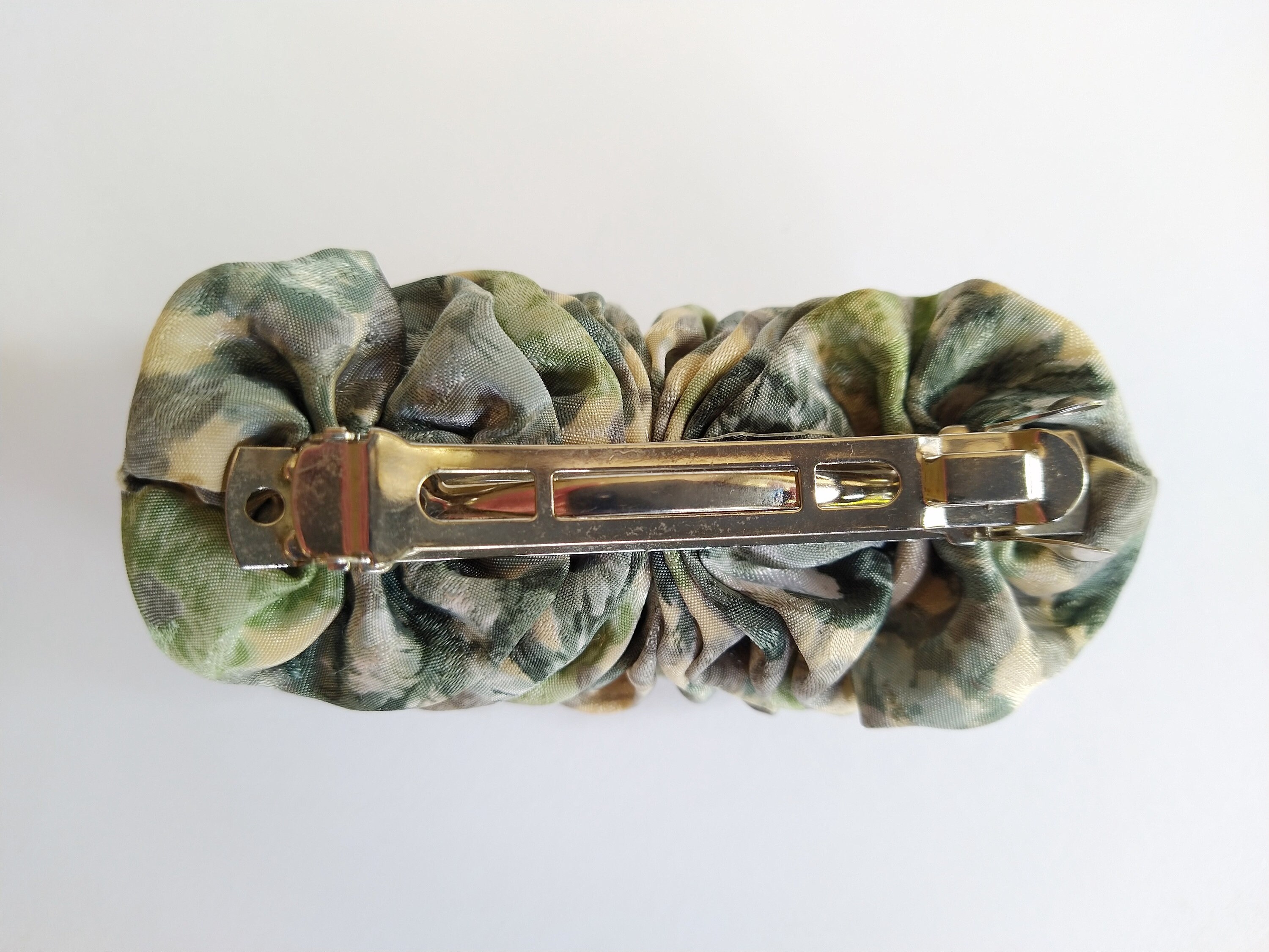 Vintage 80s Ruffle Fabric Barrette: Cream Green Blue Hair  display picture 3