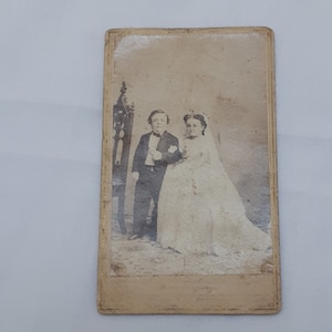 General Tom Thumb and Wife Lavinia Warren Wedding Day Cabinet Card 10 cm x 6 cm