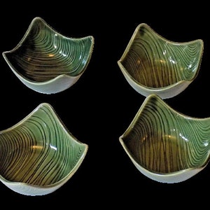Retro Biomophic Made in Japan Set di quattro piatti Green etichetta originale Vintage