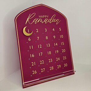 Ramadan Calendar: Acrylic and Magnetic Ramadan Decoration, Ramadan Decor Berry