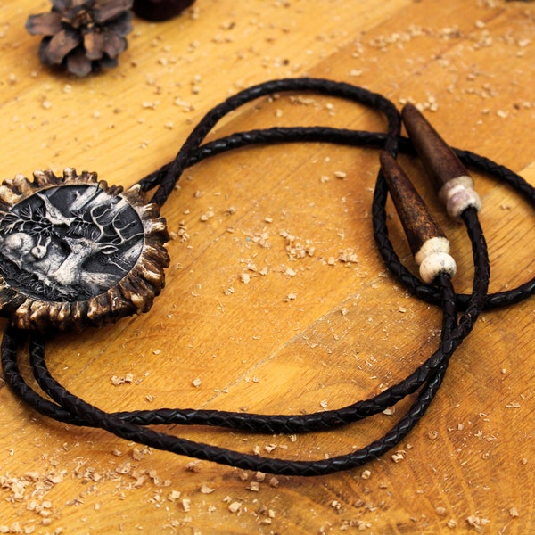 Hand-Carved Elk Horn Bolo Tie with Real Deer Horns, Unique Western Style Necklace for Hunters and Nature Lovers, Birthday Gift for Him