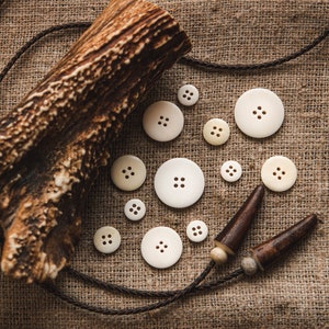 Bone Buttons, Handmade Bone Buttons, White Bone Buttons, White Bone Sewing Buttons, Natural Bone Buttons, Handmade Sewing Bone Buttons