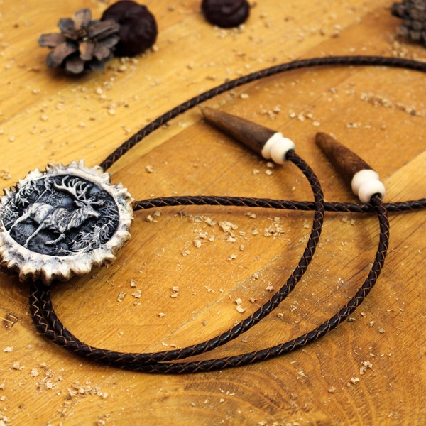 Bolo Tie - Cadeaux pour lui | Cravate cowboy en cuir | Accessoires | Collier pour hommes fabriqué à partir de bois de cerf