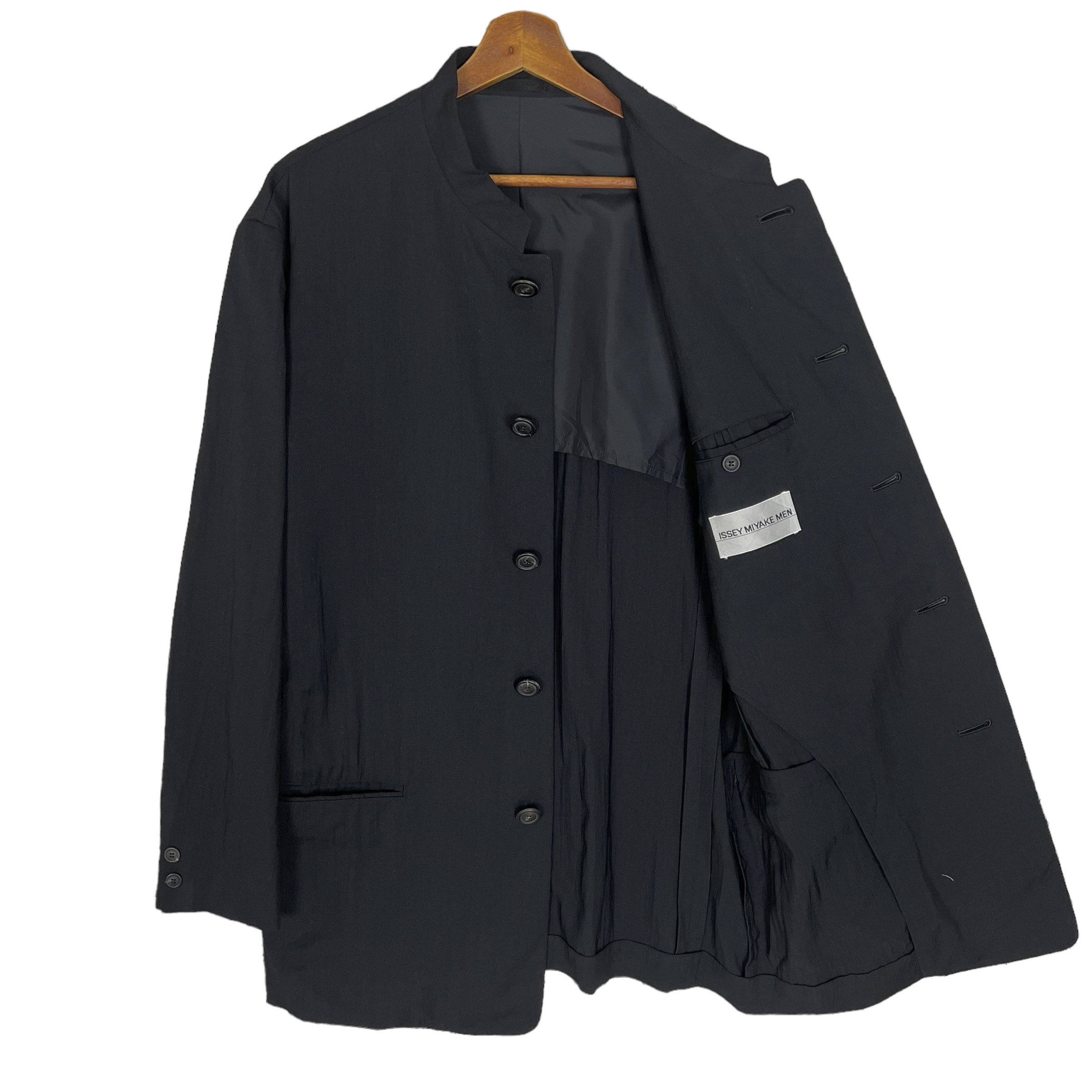 ISSEY MIYAKE MEN ブラックジャンパー il_fullxfull.6194052802_h8df.jpg