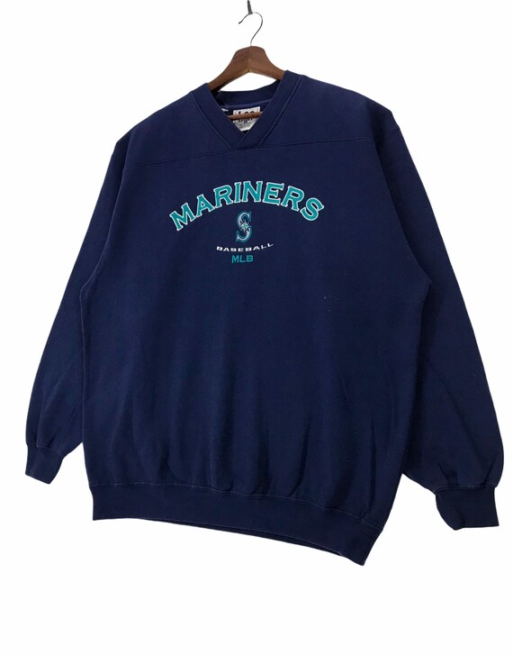 hoodies with words on sleeves