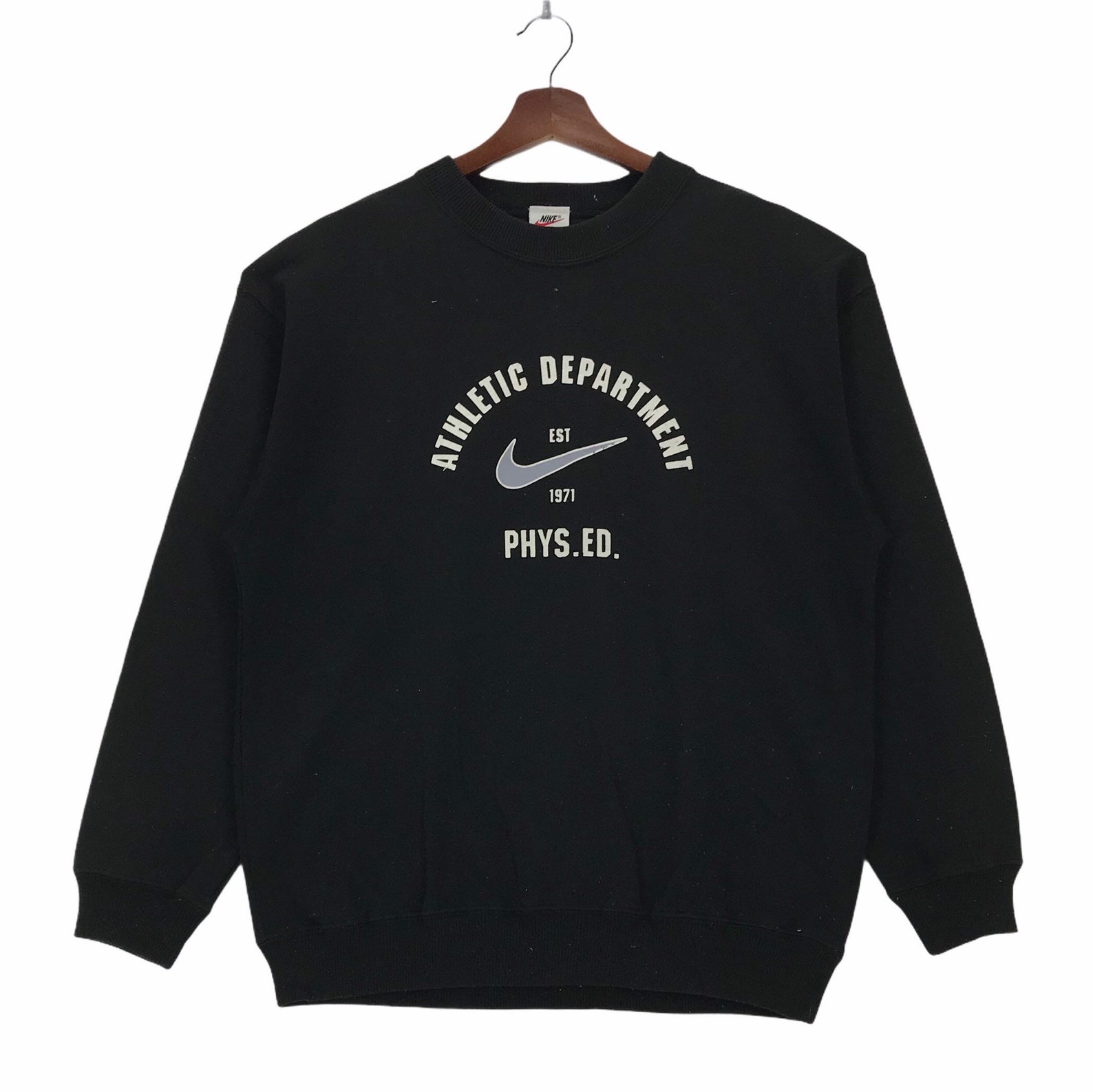 american vintage nike sweatshirt