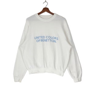 Vintage United Colors of Benetton Sweatshirt: Embroidered Pullover, Size Medium