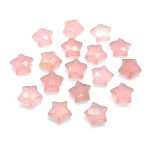 Splendide briolette a forma di stella in calcedonio rosa, perline a stella sfaccettate rosa intagliate a mano, ciondoli con pietre preziose a forma di stella, perline a stella sfuse da 10 mm immagine 3