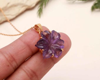 彫刻されたアメジストの花のペンダント：スターリングシルバーの