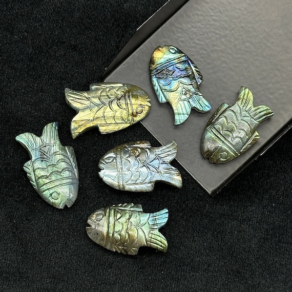 AAA+ Quality Flashy Labradorite Fish Carving Gemstone, Hand Carved Fish Shape Gemstone, 17X26 MM Fish Charm For Jewelry, Both Side Carved