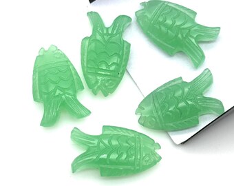 Ziemlich Grün Chalcedon Fisch Carving, Hand geschnitzte Fisch Form Edelstein, 17 x 26 MM, feminine Energie Fisch Charme, Heilung Kristall Fisch Perlen