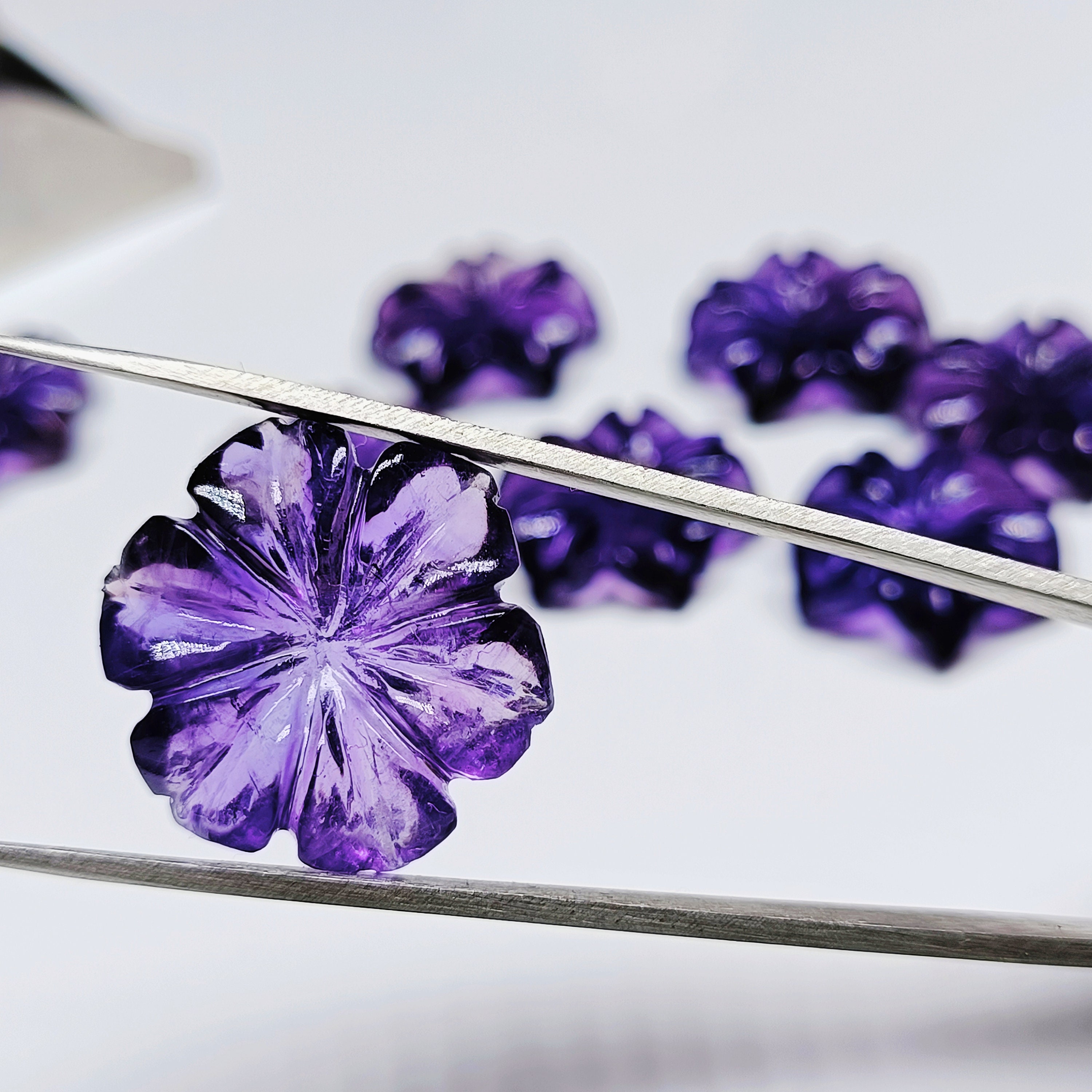 AAA Natural Amethyst Flower Shape Gemstone, Flower Shape