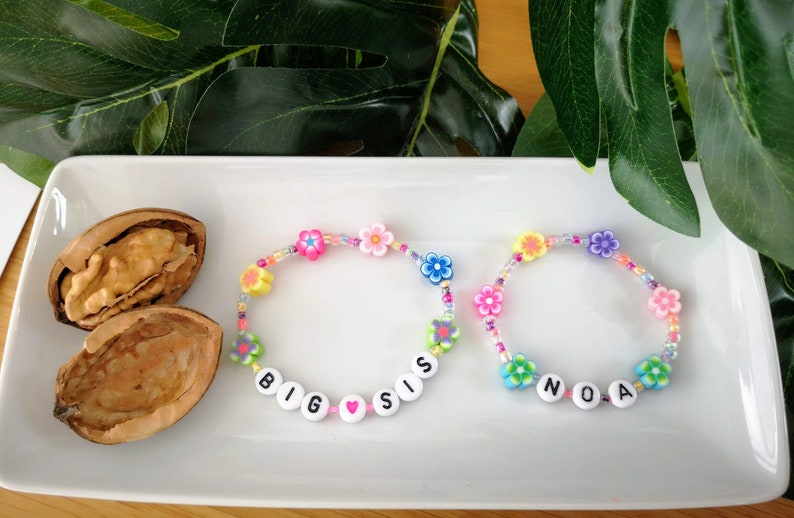 party favor personalized bracelet custom bracelet name bracelet flower bracelet sisters bracelet friendship bracelet