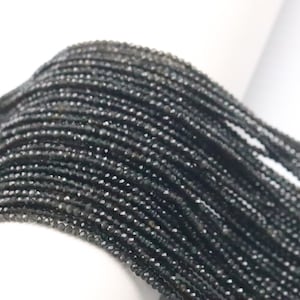 Pierre de Lune Noire Micro Faceted Roundel 2mm AAA
