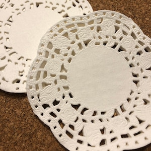 Paper floral-pattern doilies - 5 1/2 inches wide - Set of 10/25/50 each - food presentation, wedding decor, scrapbooking, paper crafts