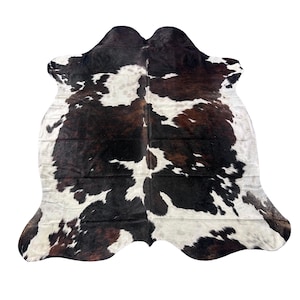 Tricolor Cowhide Rug (39 sq ft) - Size: 7x6 feet # Colombia-379