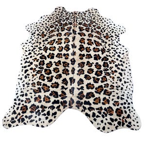 Light Jaguar Printed Cowhide Rug - Size: 7x5.7 feet # Y-016