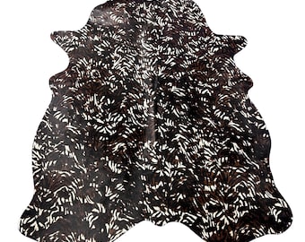 Baby Zebra Printed Cowhide Rug Size: 7x5.5 feet Z-107