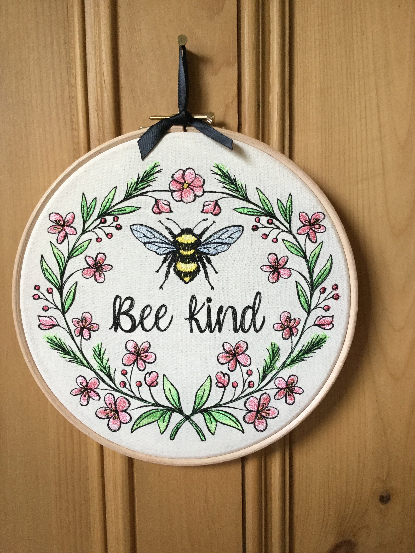 Bee Kind Embroidered Hoop Art Floral Wall Art Bee Picture Etsy