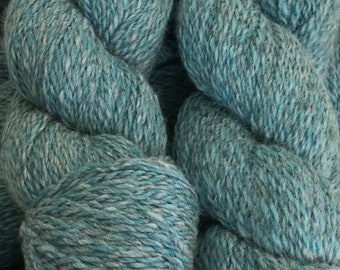 Luxurious Alpaca Yarn, Santa Fe Turquoise Barber Pole , Fine fiber Blend, Knit, Crochet, Art Project, Weaving, Sport wt, 200 yd skein